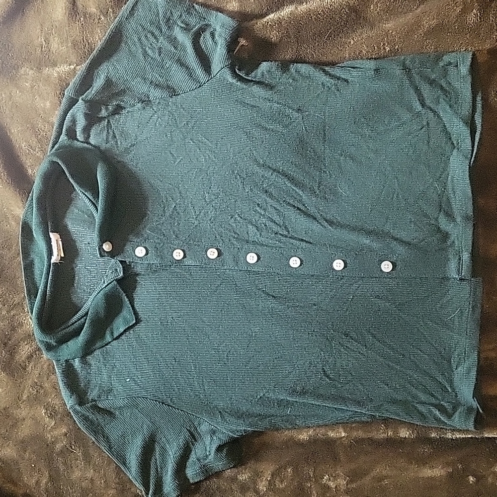 Button Up Crop